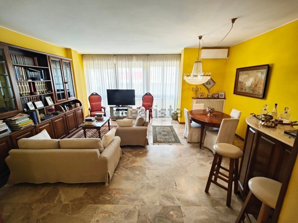 appartamento in vendita a Milano in zona Il Portello