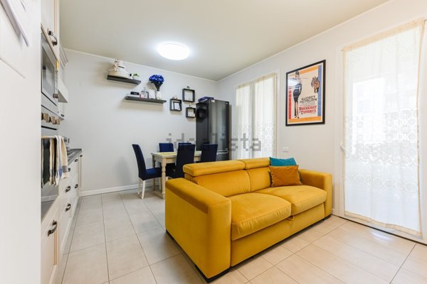 appartamento in vendita a Milano in zona Rogoredo