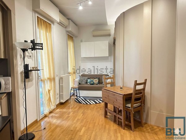 appartamento in vendita a Milano in zona Stadera