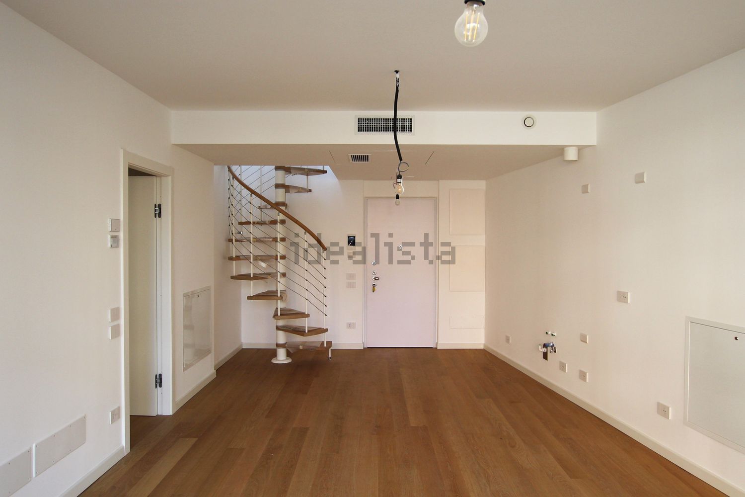 appartamento in vendita a Milano in zona San Cristoforo