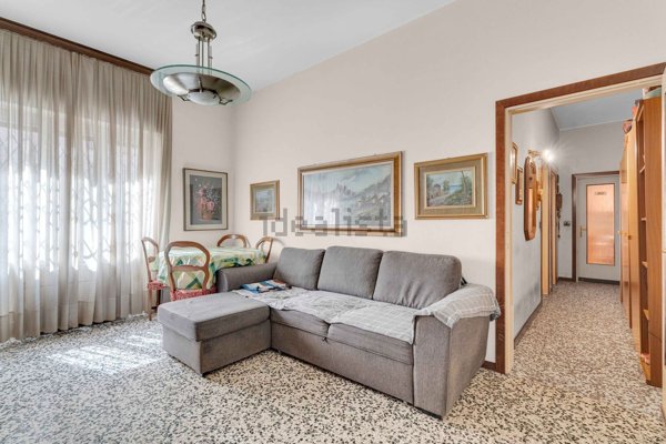 appartamento in vendita a Milano in zona Ronchetto sul Naviglio