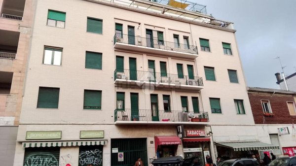 appartamento in vendita a Milano in zona Crescenzago