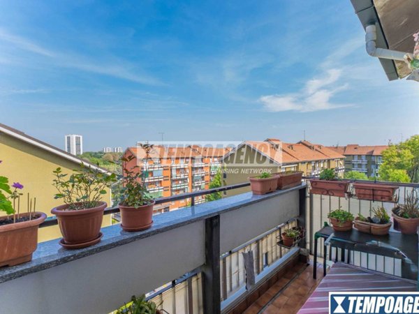 appartamento in vendita a Milano in zona Quarto Oggiaro