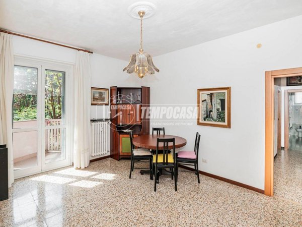 appartamento in vendita a Milano in zona Morsenchio