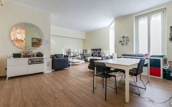 appartamento in vendita a Milano in zona Isola
