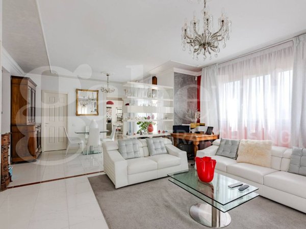 appartamento in vendita a Milano in zona Barona