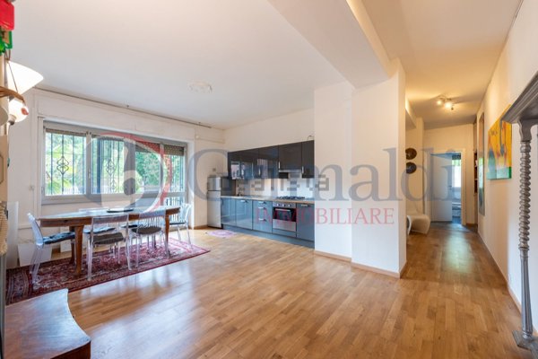 appartamento in vendita a Milano in zona QT8