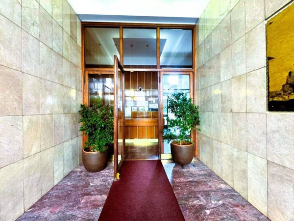 appartamento in vendita a Milano in zona Porta Vigentina