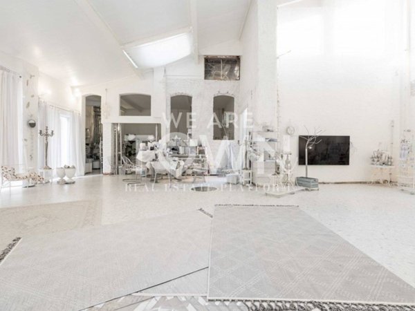 appartamento in vendita a Milano in zona XXII Marzo