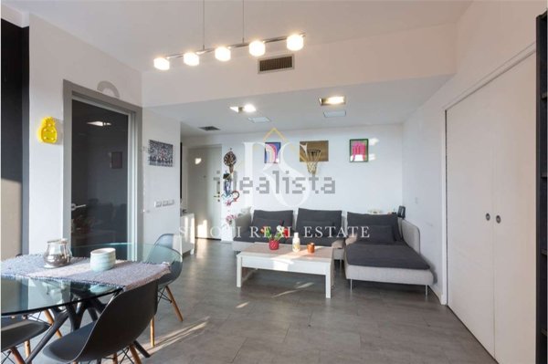 appartamento in vendita a Milano in zona Corvetto