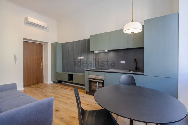 appartamento in vendita a Milano in zona Isola