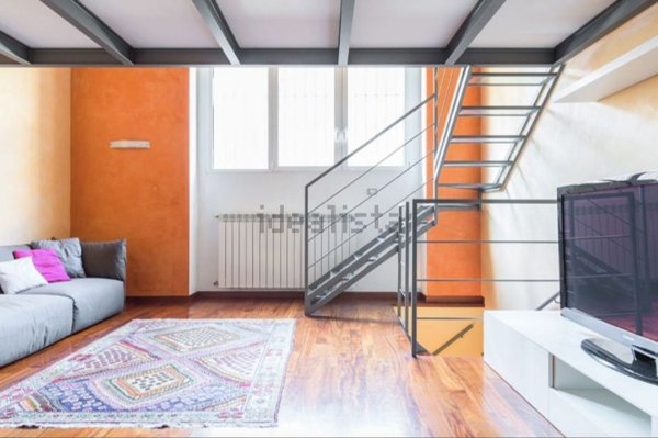 appartamento in vendita a Milano in zona Porta Genova