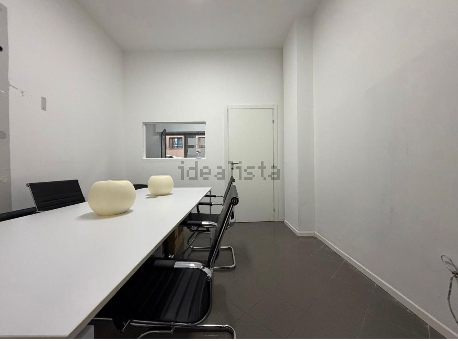 ufficio in vendita a Milano in zona Crescenzago