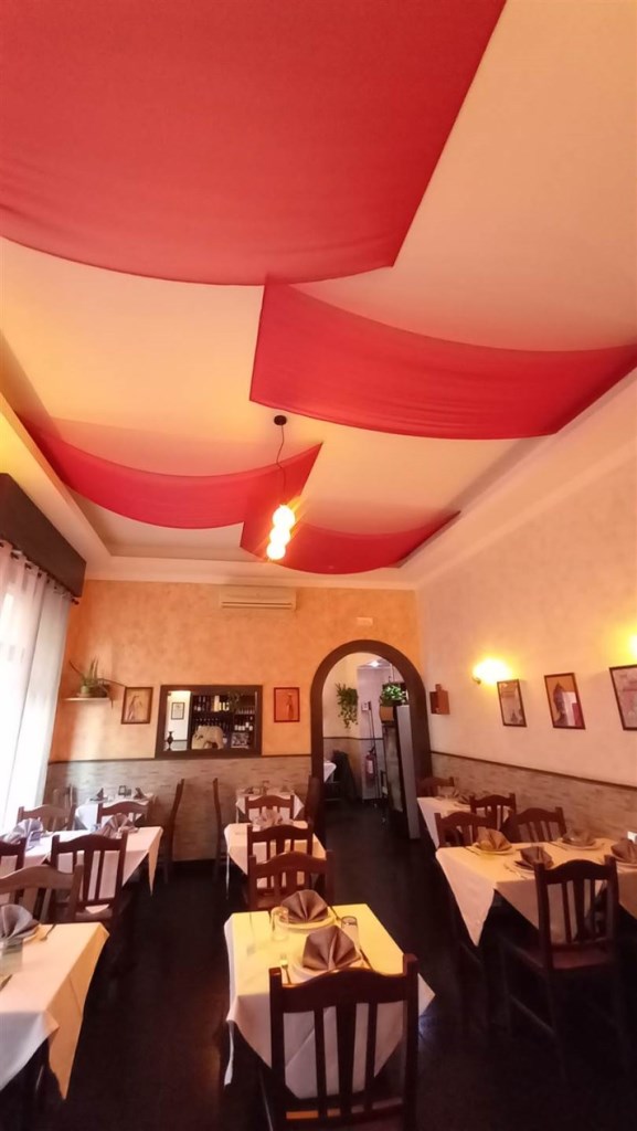 negozio in vendita a Milano in zona Porta Vittoria