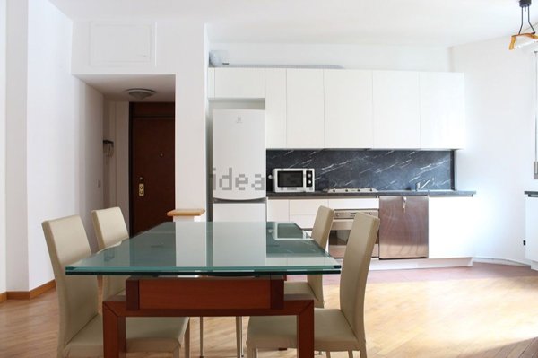 appartamento in vendita a Milano in zona Corvetto