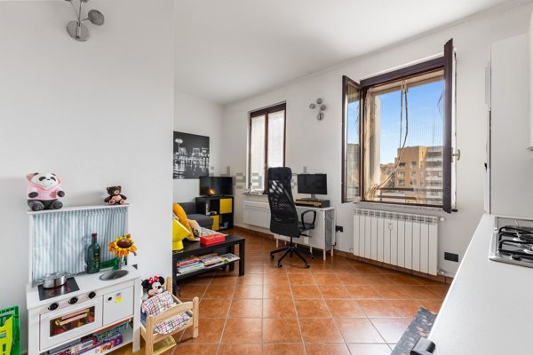 appartamento in vendita a Milano in zona Solari