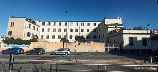 appartamento in vendita a Milano in zona Rogoredo