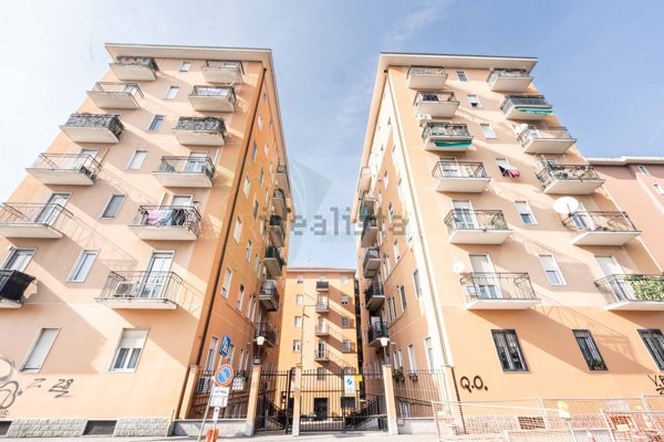 appartamento in vendita a Milano in zona Crescenzago