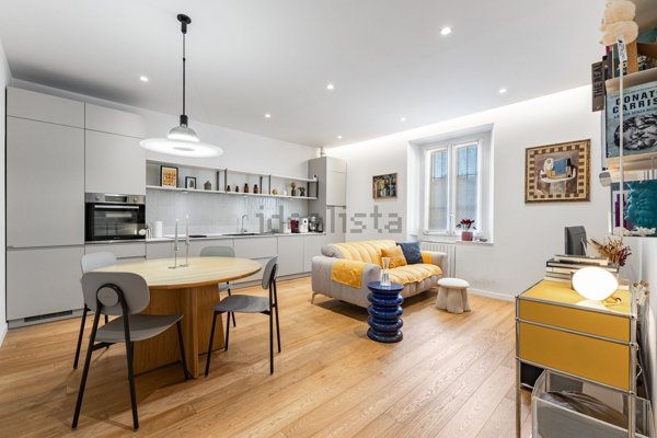 appartamento in vendita a Milano in zona Vigentino