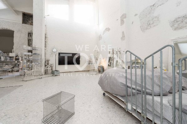 ufficio in vendita a Milano in zona XXII Marzo