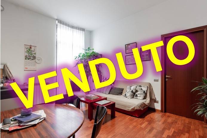 appartamento in vendita a Milano in zona Vigentino