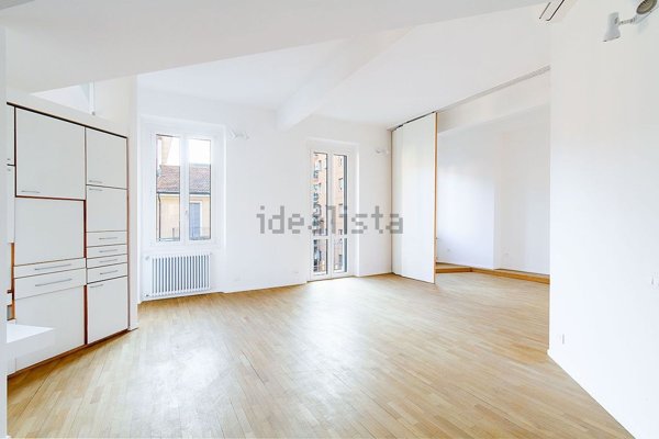 appartamento in vendita a Milano in zona Il Portello