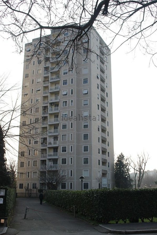 appartamento in vendita a Milano in zona Gallaratese