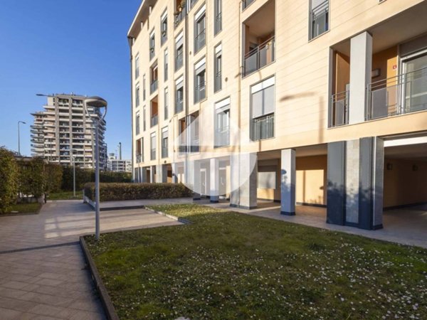 appartamento in vendita a Milano in zona Rogoredo