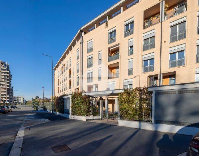 appartamento in vendita a Milano in zona Corvetto