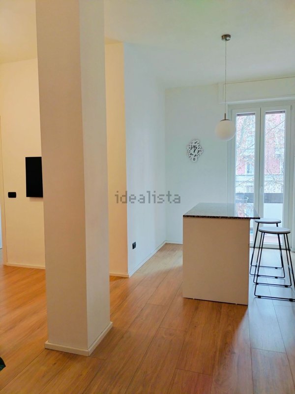 appartamento in vendita a Milano in zona Dergano