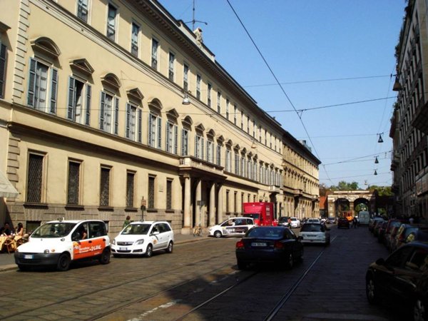 negozio in vendita a Milano