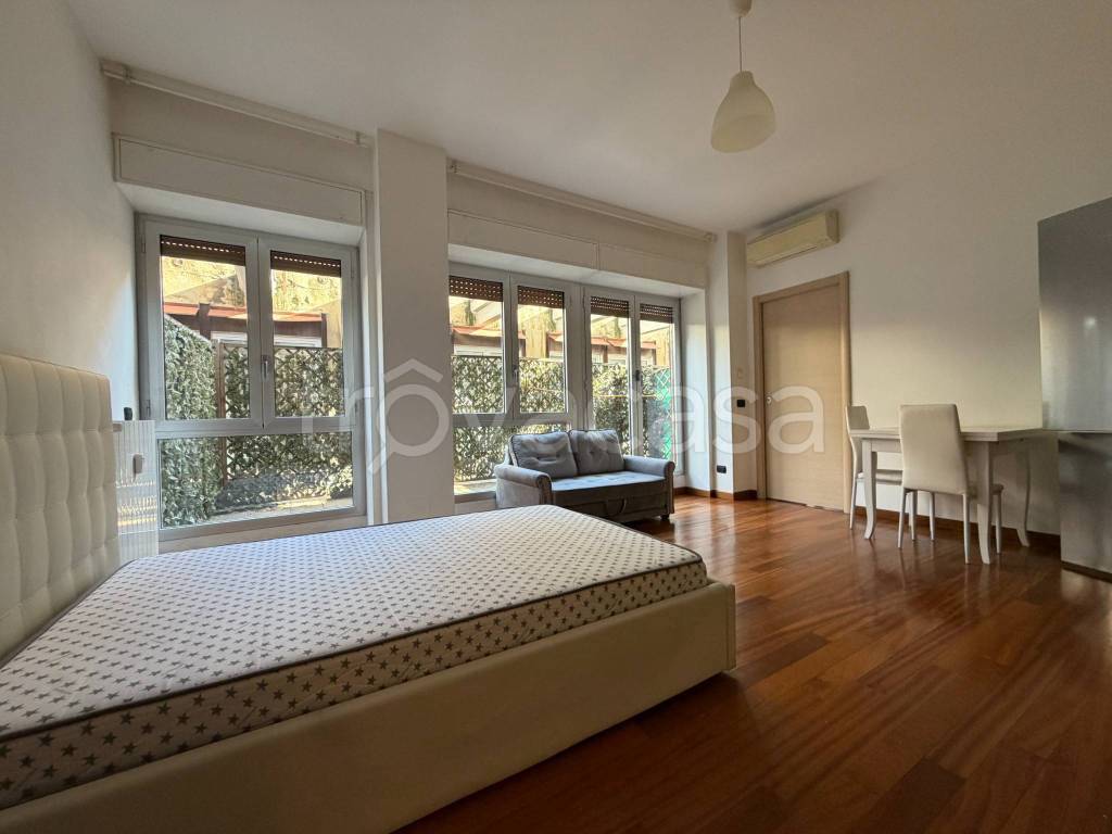 appartamento in vendita a Milano in zona Sempione