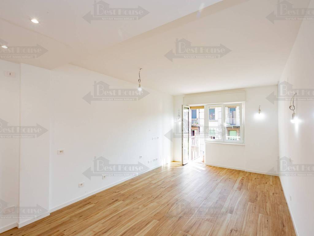 appartamento in vendita a Milano in zona Città Studi