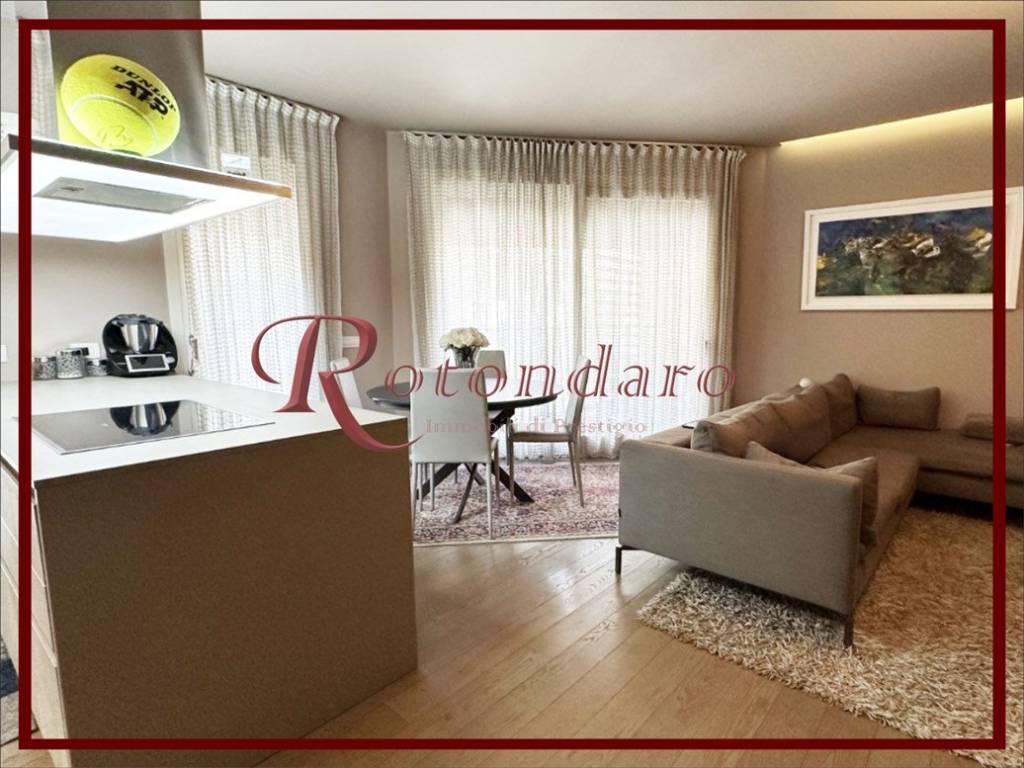 appartamento in vendita a Milano in zona Porta Venezia