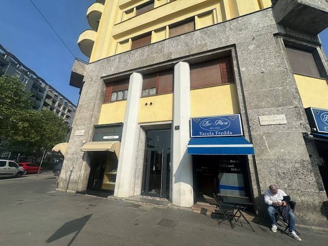 appartamento in vendita a Milano in zona Corvetto