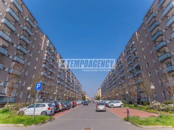 appartamento in vendita a Milano in zona Quarto Oggiaro