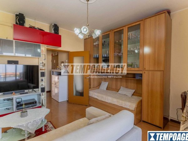 appartamento in vendita a Milano in zona Quarto Oggiaro
