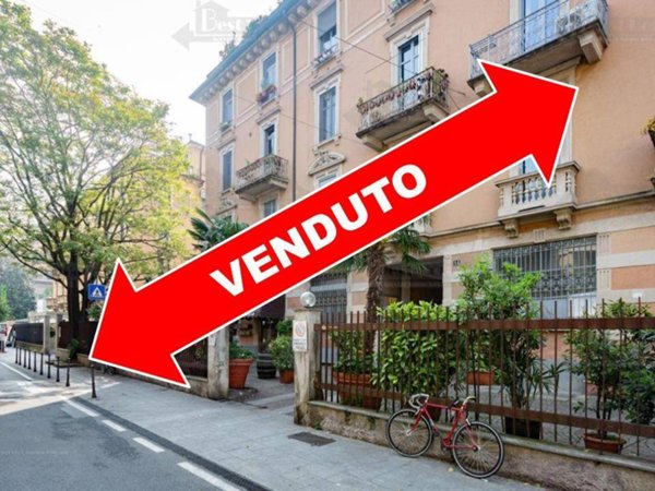 appartamento in vendita a Milano in zona Guastalla