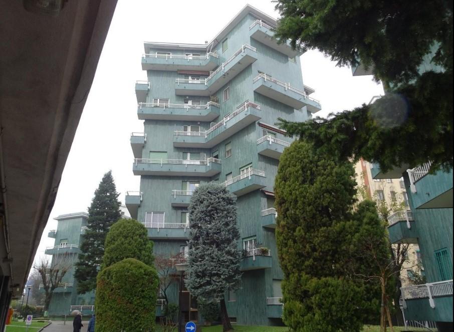 appartamento in vendita a Milano in zona Restocco Maroni