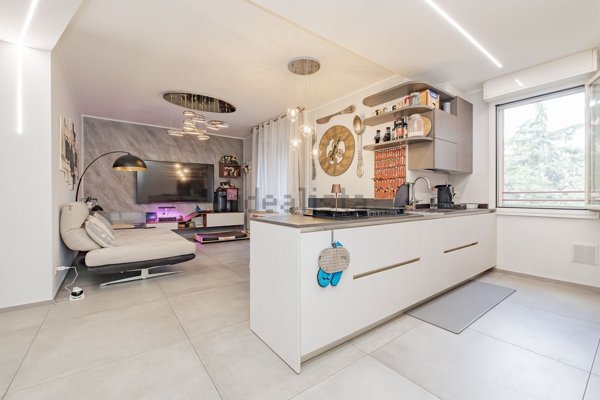 appartamento in vendita a Milano in zona Quarto Cagnino