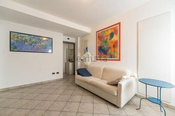 appartamento in vendita a Milano in zona Porta Garibaldi