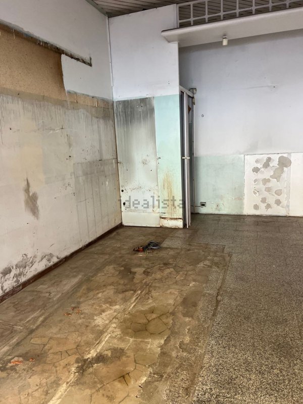 negozio in vendita a Milano in zona Isola
