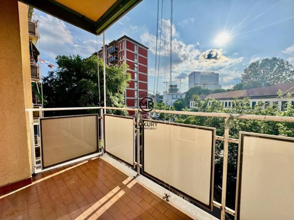 appartamento in vendita a Milano in zona Il Portello