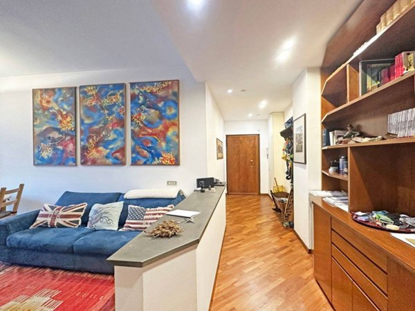 appartamento in vendita a Milano in zona Trenno