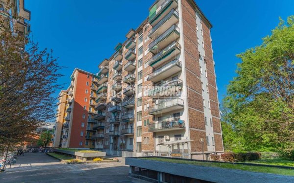 appartamento in vendita a Milano in zona Affori