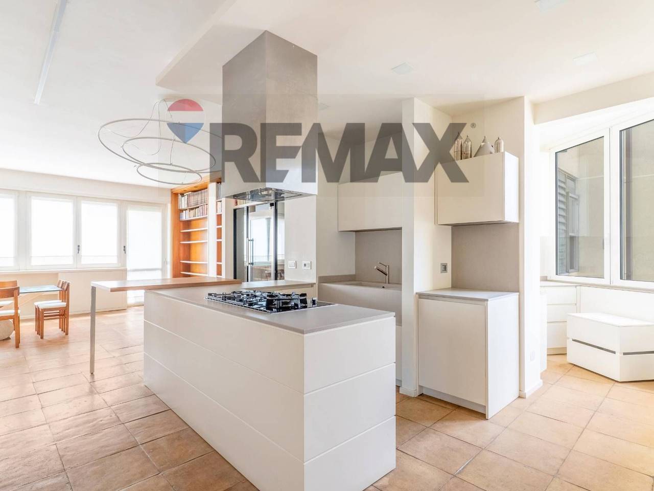 appartamento in vendita a Milano in zona Loreto