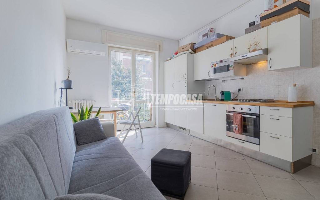 appartamento in vendita a Milano in zona Piazzale Lodi