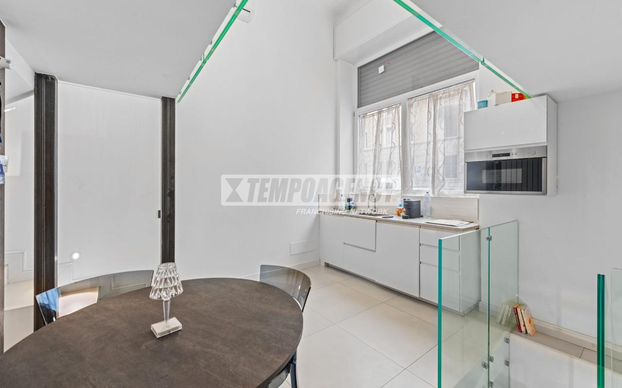 appartamento in vendita a Milano in zona Città Studi