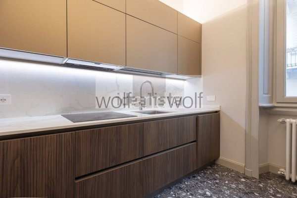 appartamento in vendita a Milano in zona Guastalla