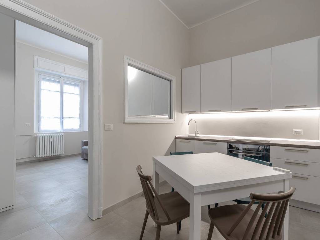 appartamento in vendita a Milano in zona Vigentino